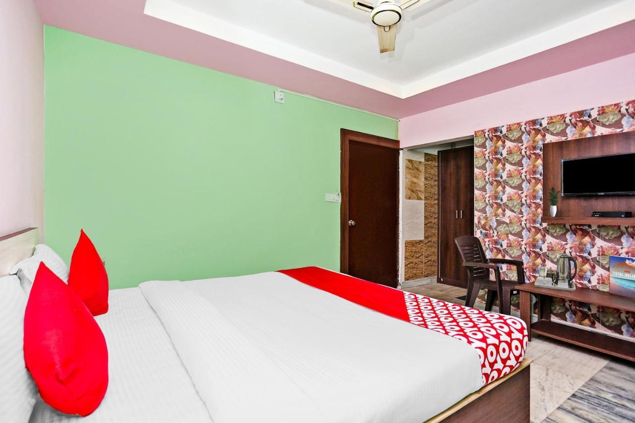 Super Collection O Aryan Hotel Khandagiri Buitenkant foto