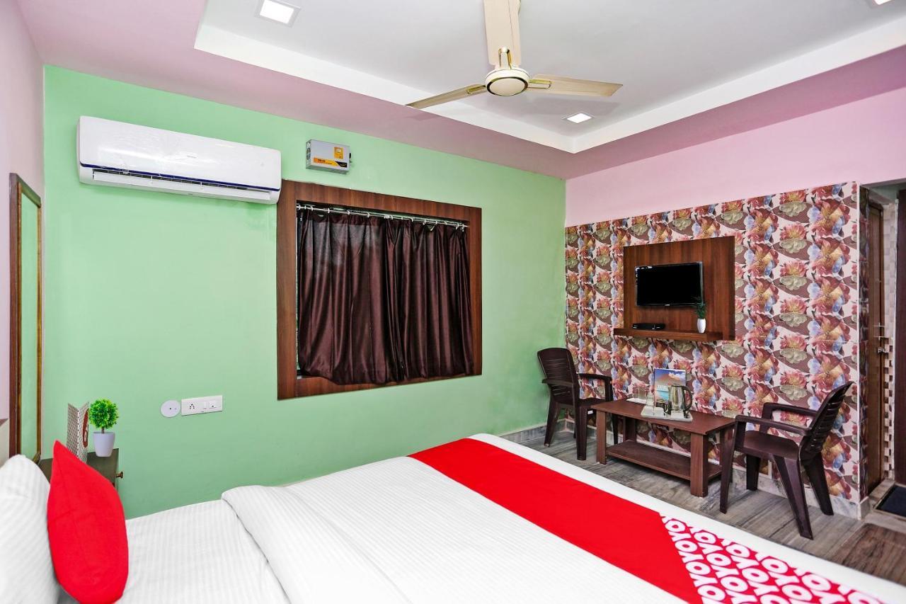 Super Collection O Aryan Hotel Khandagiri Buitenkant foto