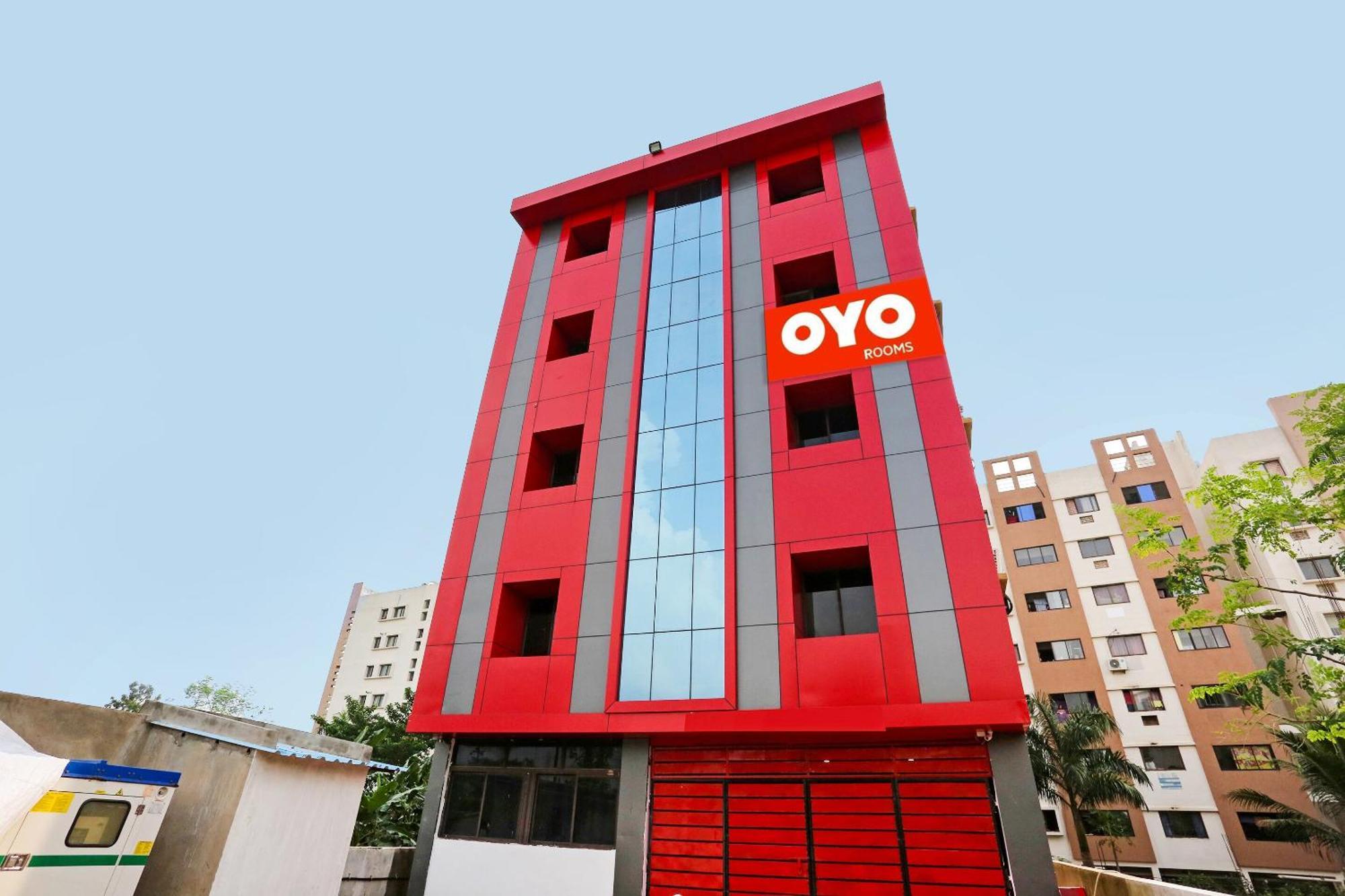 Super Collection O Aryan Hotel Khandagiri Buitenkant foto